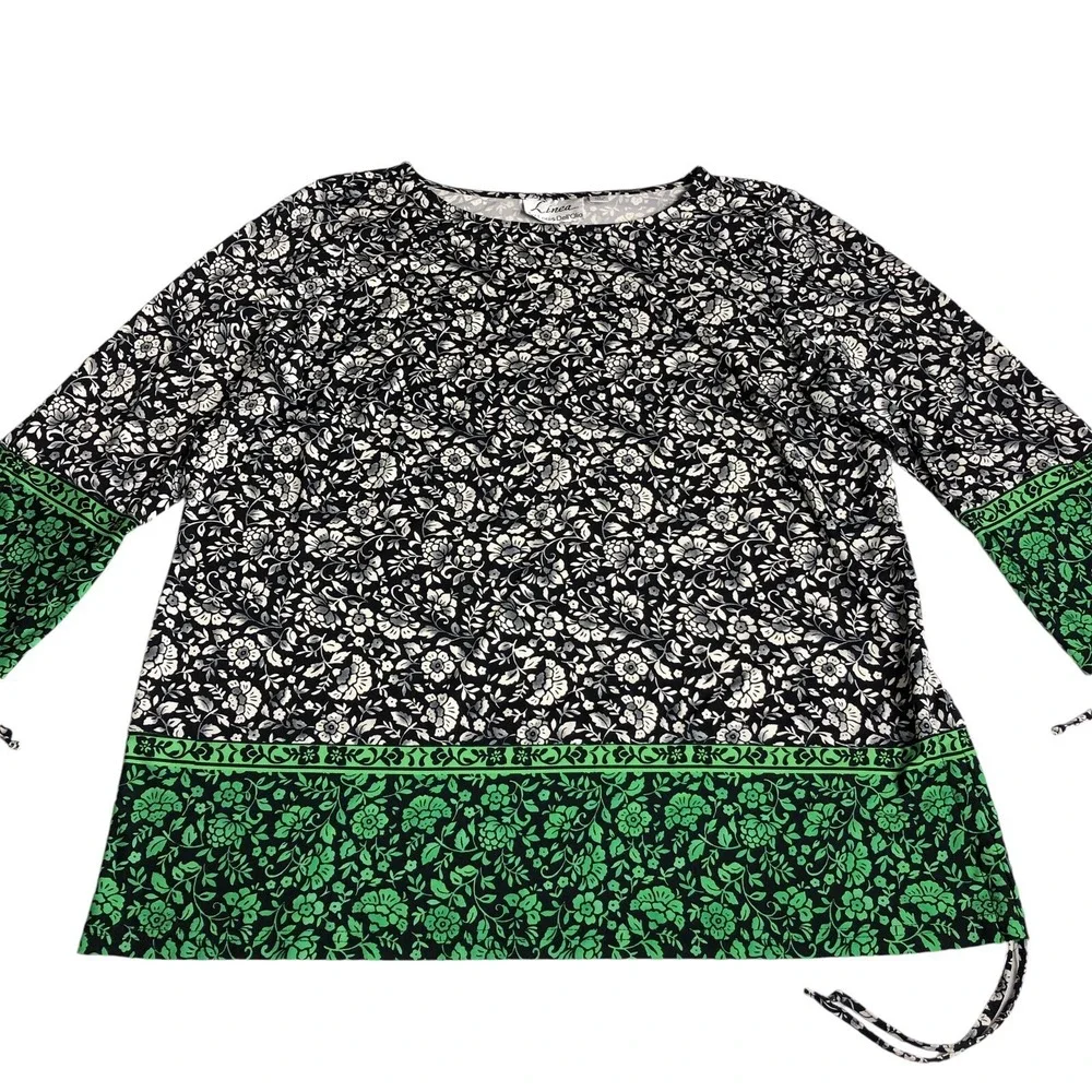 Linea by Louis Dell'Olio Top Large Floral Ruched Sleeve Liquid Knit Artsy Boho